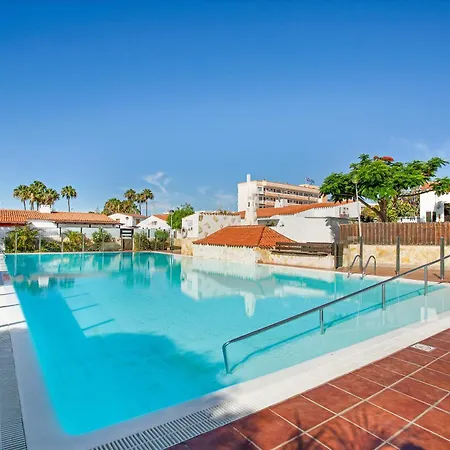 Sunset House Maspalomas Holiday park *