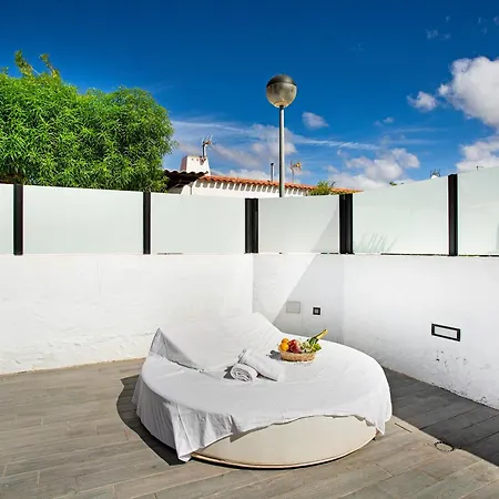 Sunset House Maspalomas 假日公园 *